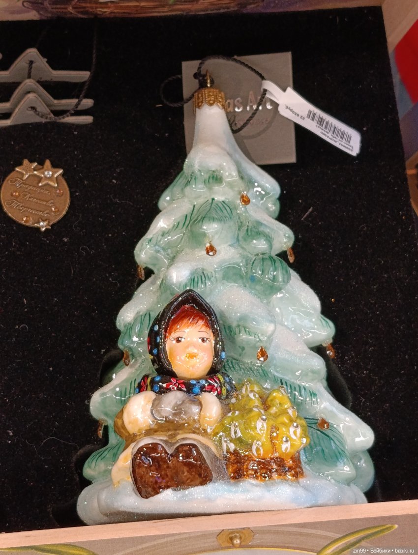 Новогодний ГУМ 2025 года — Игровые куклы разных производителей (Разное): редкие бренды