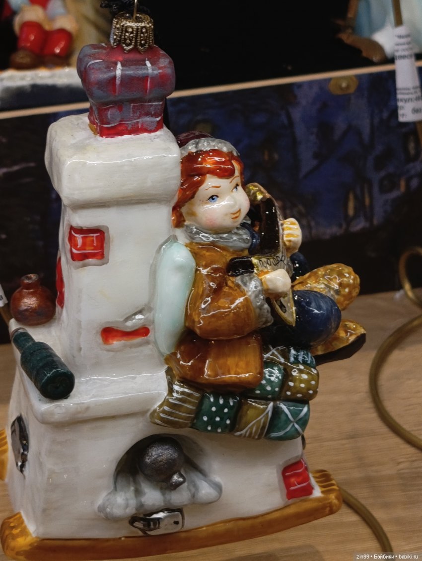 Новогодний ГУМ 2025 года — Игровые куклы разных производителей (Разное): редкие бренды