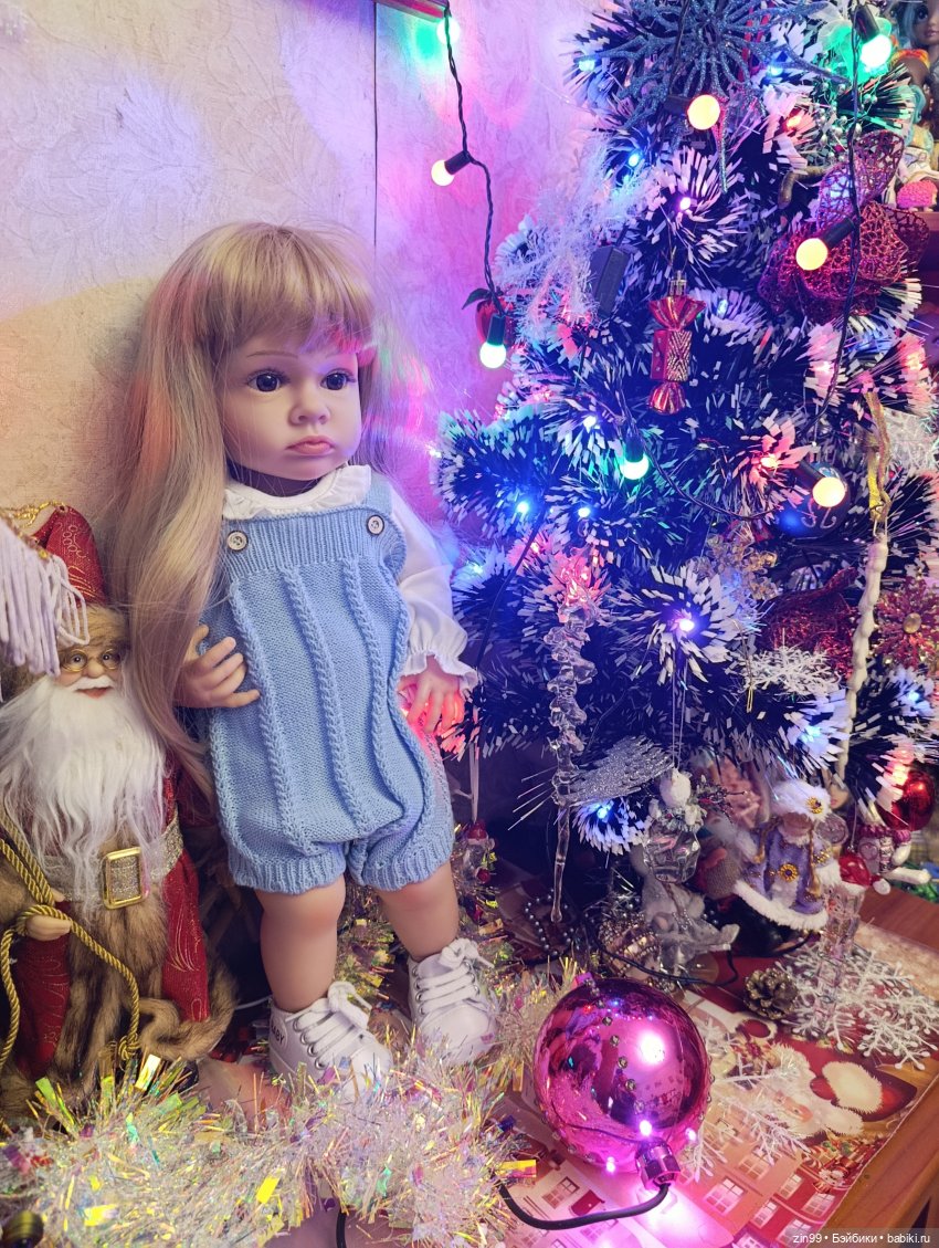 Две девочки, совершенно разные и чем то похожие