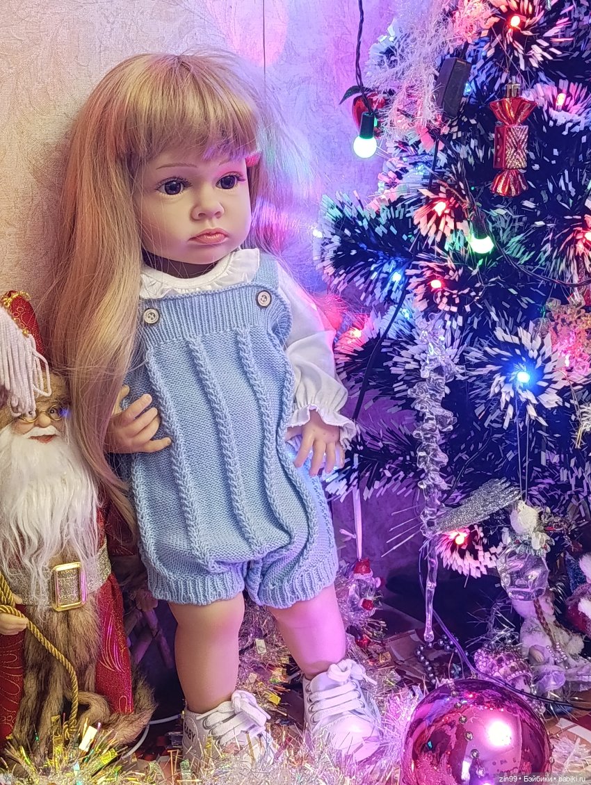 Две девочки, совершенно разные и чем то похожие