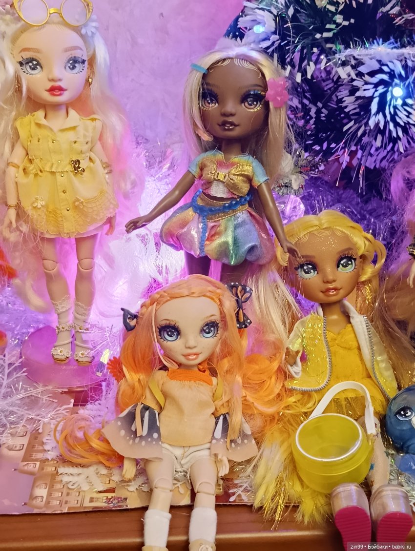 Радужки бывают разные- желтые, синие, красные