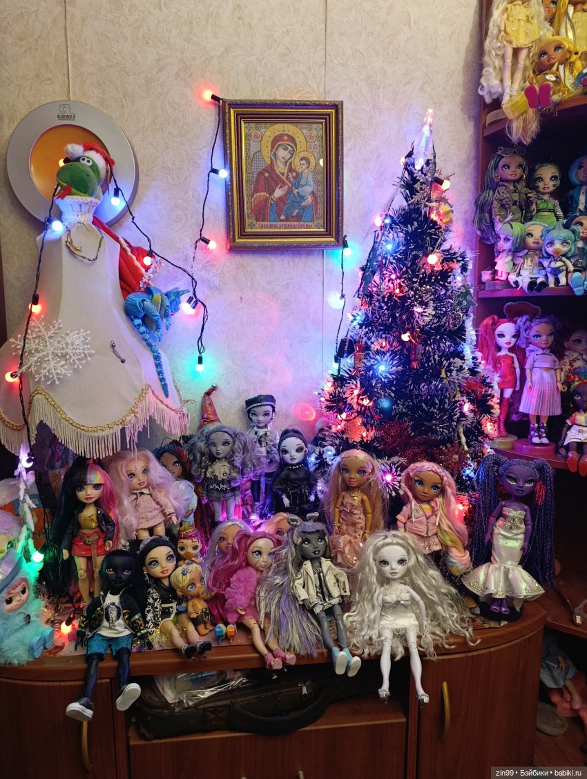 Радужки бывают разные- желтые, синие, красные