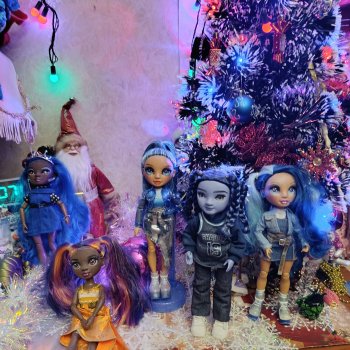 Радужки бывают разные- желтые, синие, красные