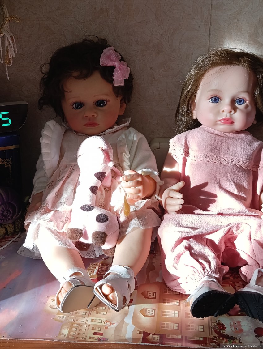 А она не такая — Коллекции игровых кукол (Playline): фото полок