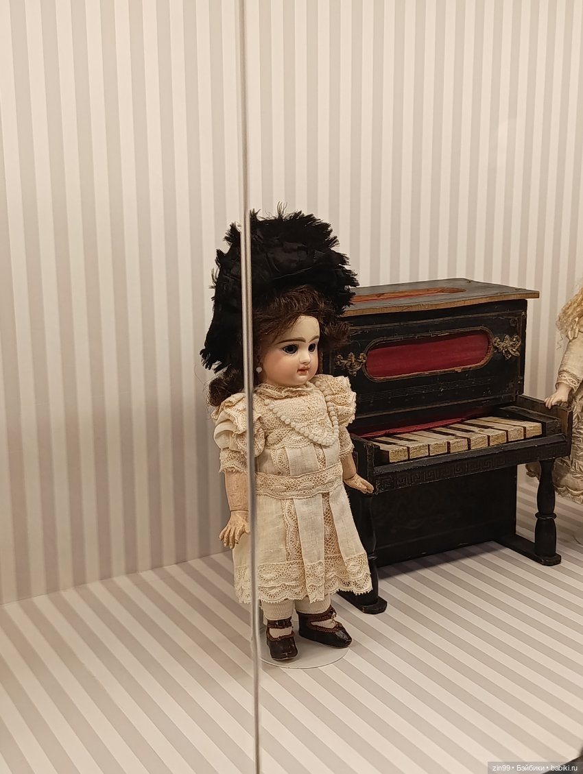 Августейшие куклы в Москве