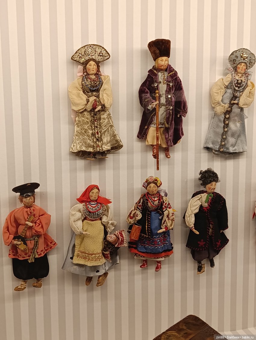 Августейшие куклы в Москве