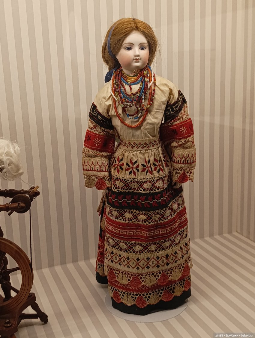 Августейшие куклы в Москве