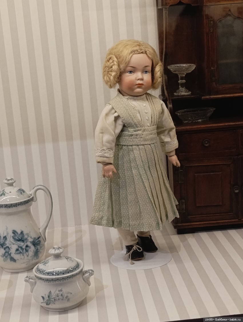 Августейшие куклы в Москве