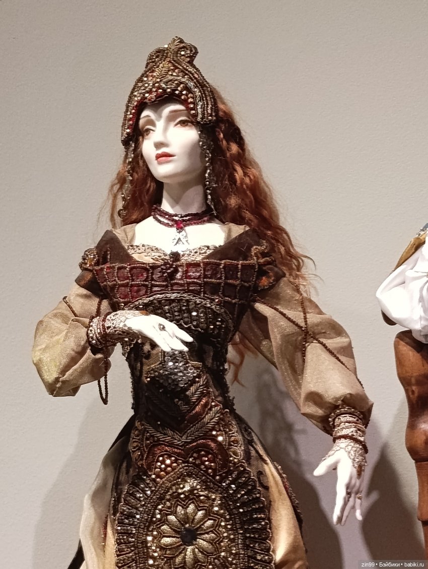 Августейшие куклы в Москве, продолжение