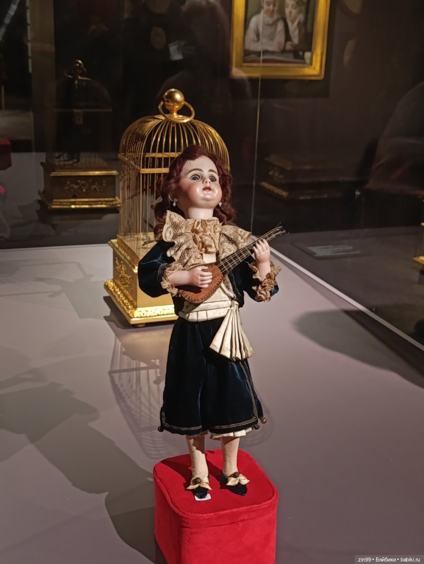 Августейшие куклы в Москве (фото 2)