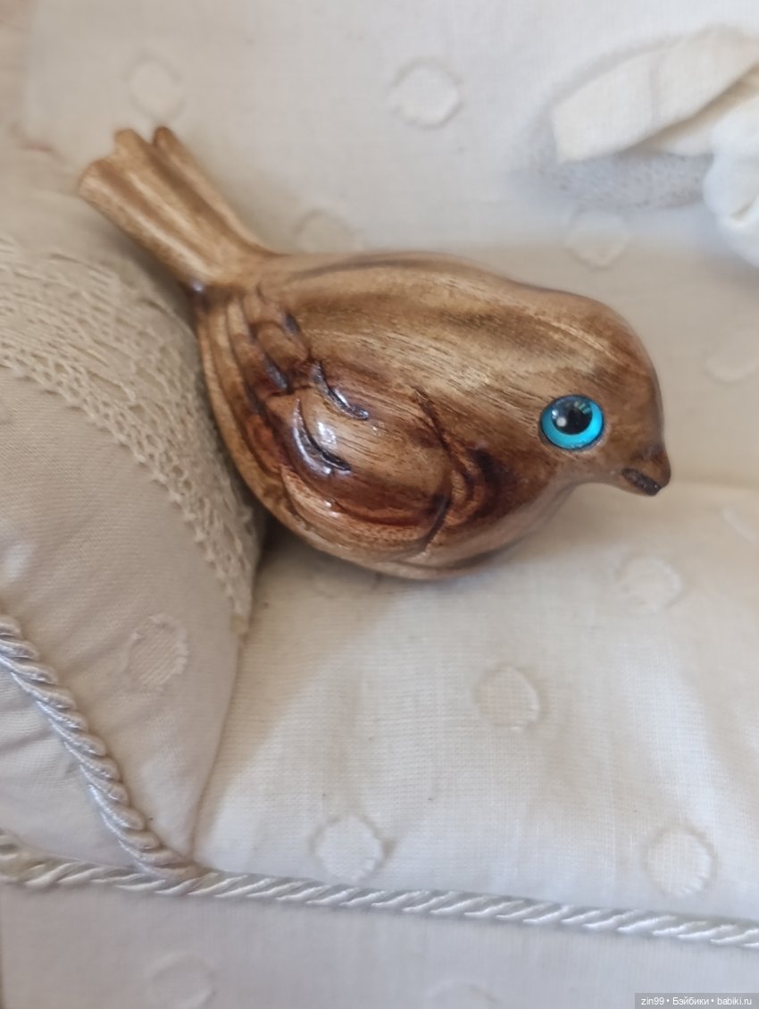 Разные фигурки- Тролли, зайчики и собачки и слон