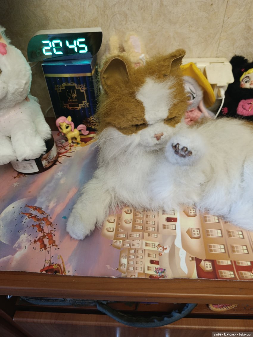 А три куклы лучше, чем две