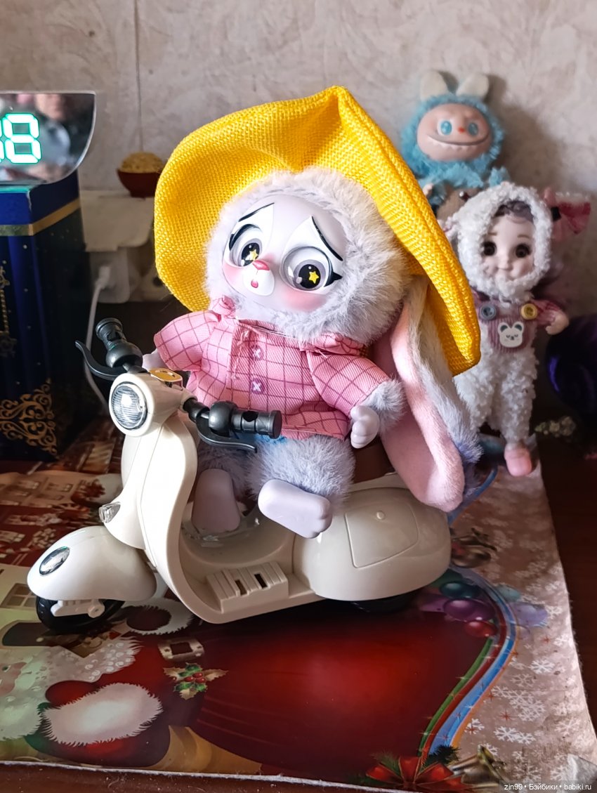 Мотоцикл и девочки — Коллекции игровых кукол (Playline): фото полок