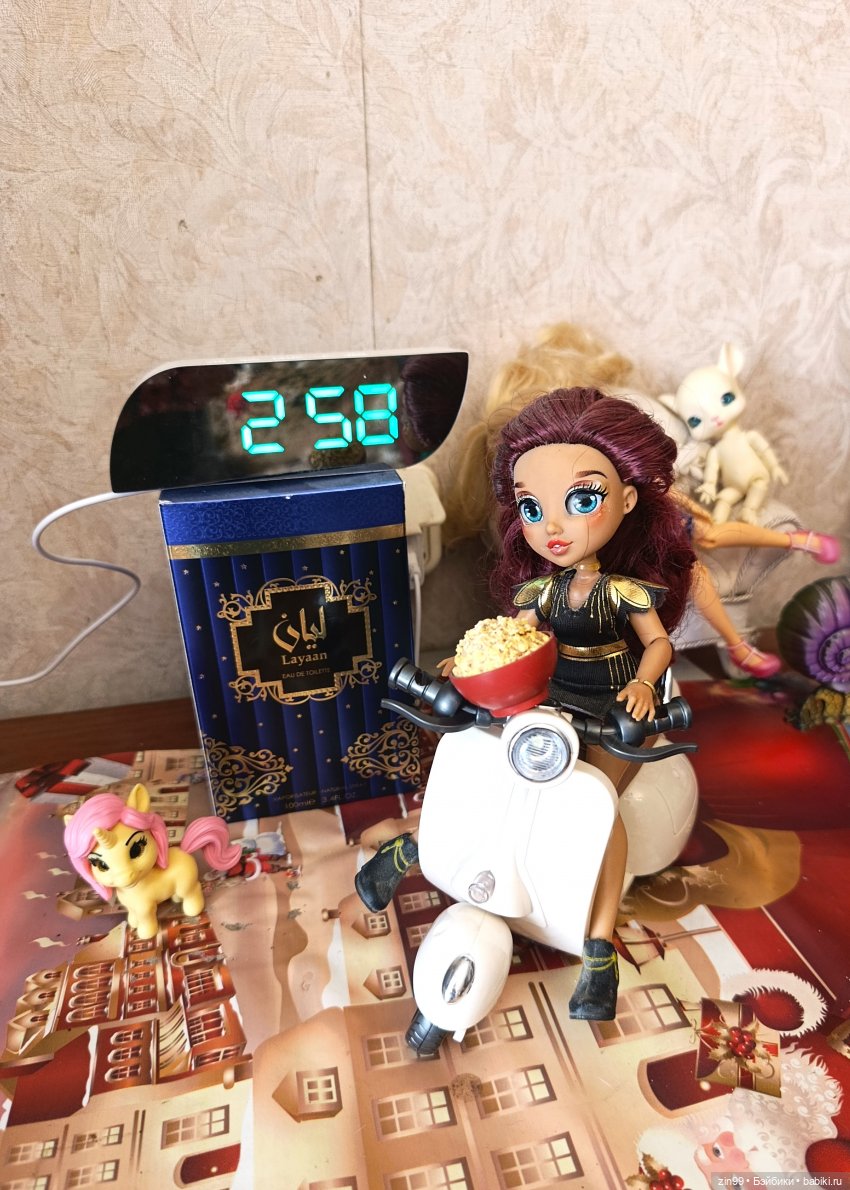 Мотоцикл и девочки — Коллекции игровых кукол (Playline): фото полок