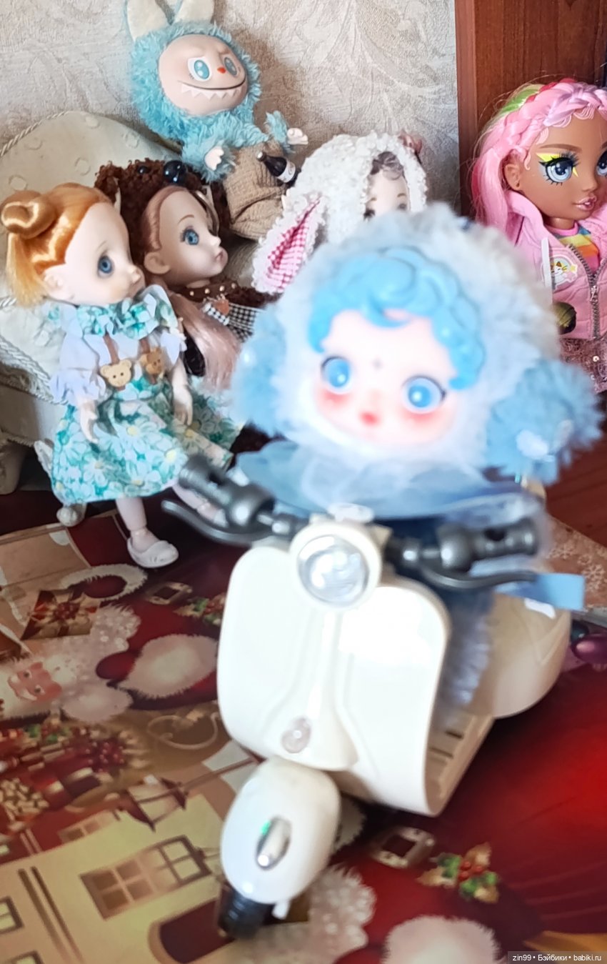 Мотоцикл и девочки — Коллекции игровых кукол (Playline): фото полок