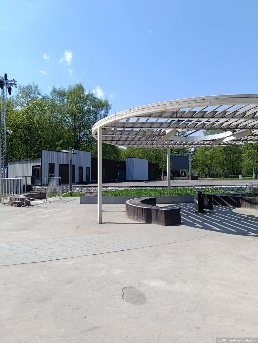 Прогулка майская с паолками