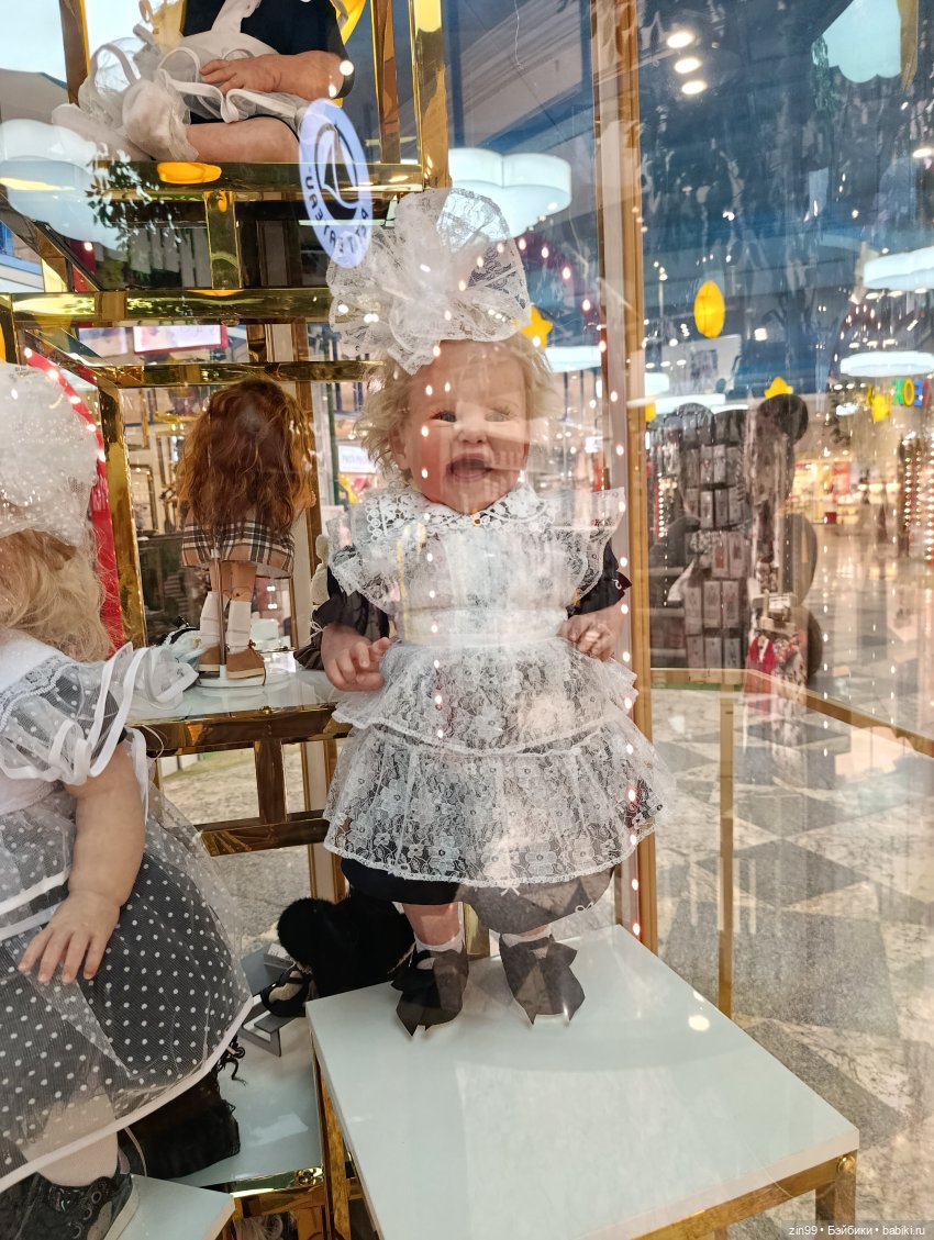 Прогулка по ЦДМ в Москве — Прочие игровые куклы для девочек (фото 4)