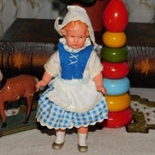 Небольшая,немецкая,антикварная,керамическая куколка ECW-E.Christian Wittig.Родной ауфит.