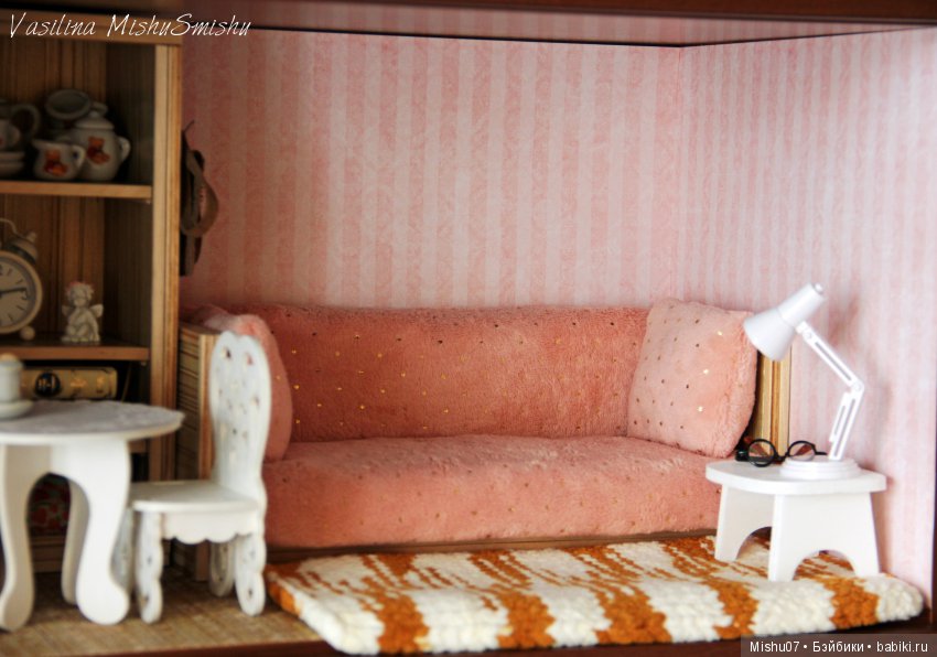 Обустраиваю комнату для bjd. Часть 2. Диван