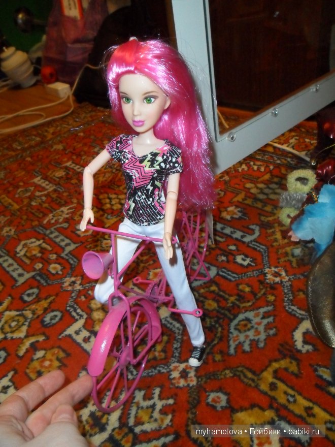 Наши куклы и их транспорт (фото 8)