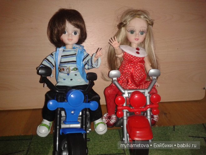 Наши куклы и их транспорт (фото 7)
