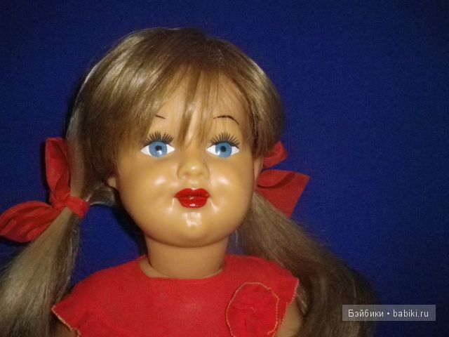 Задумчивый, устремленный вдаль