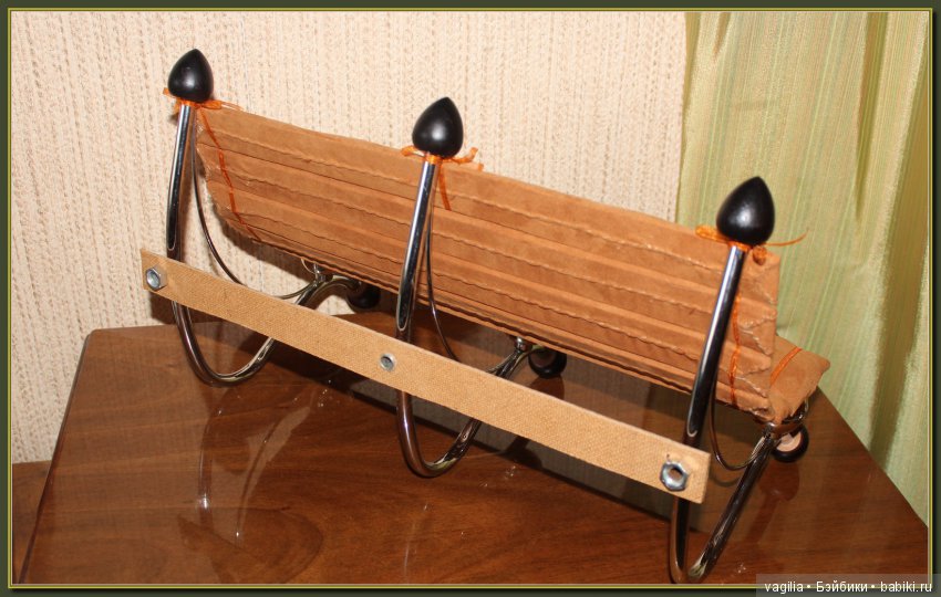 Диванчик из люстры — Мебель для кукол и домиков: фото