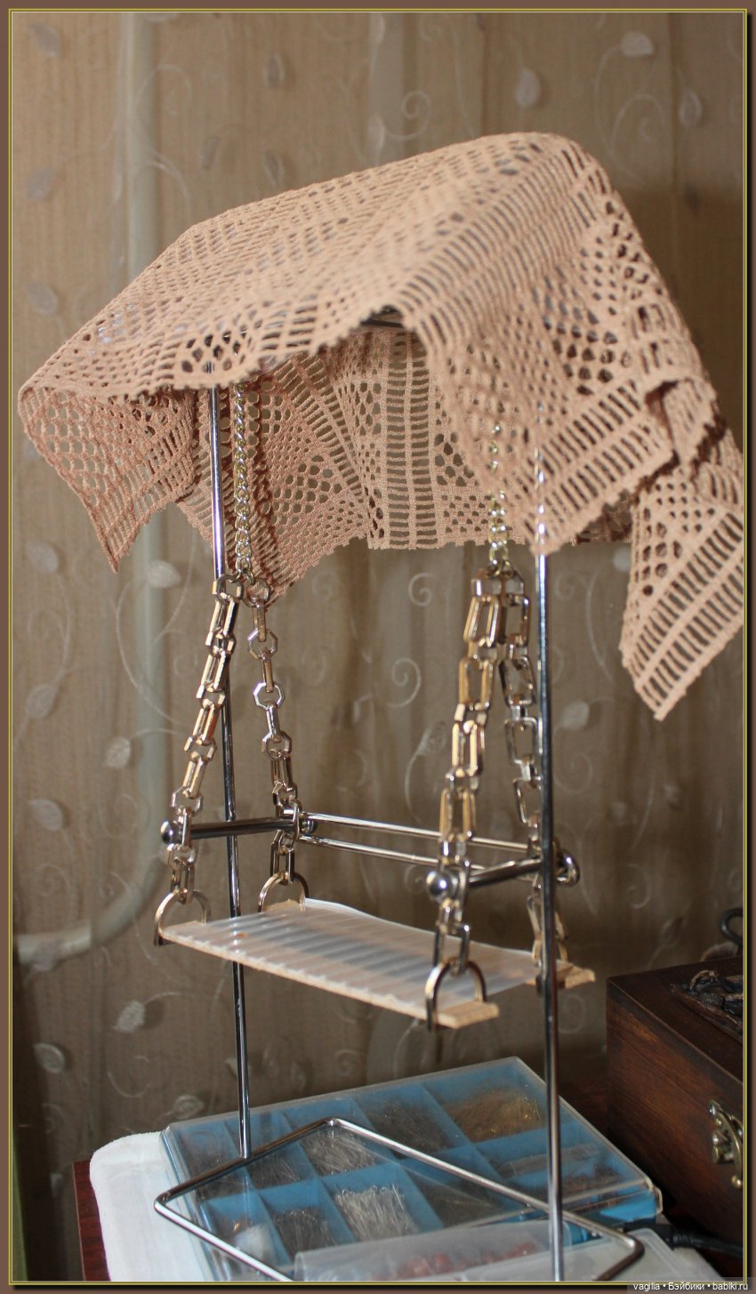 Качели для ведьмочек — Аксессуары для кукол своими руками: идеи (фото 2)