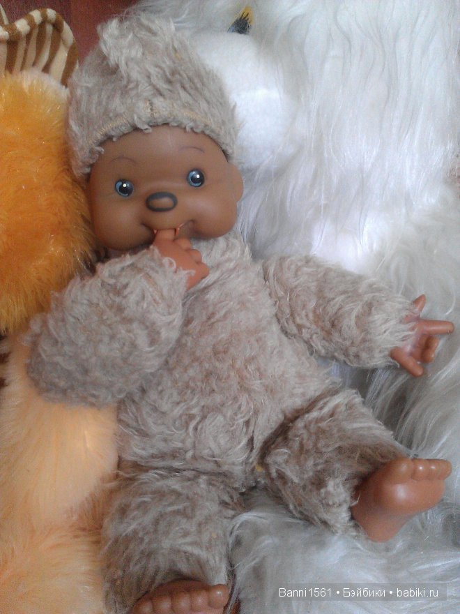 Старинные куклы и игрушки у вас дома