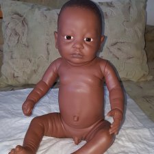 Анатомически корректный темнокожий полностью виниловый младенец