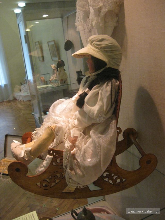 Выставка История в куклах