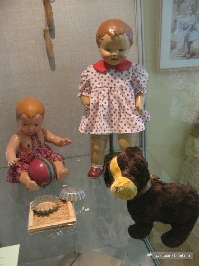 Выставка История в куклах