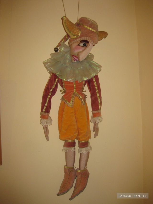 Выставка История в куклах