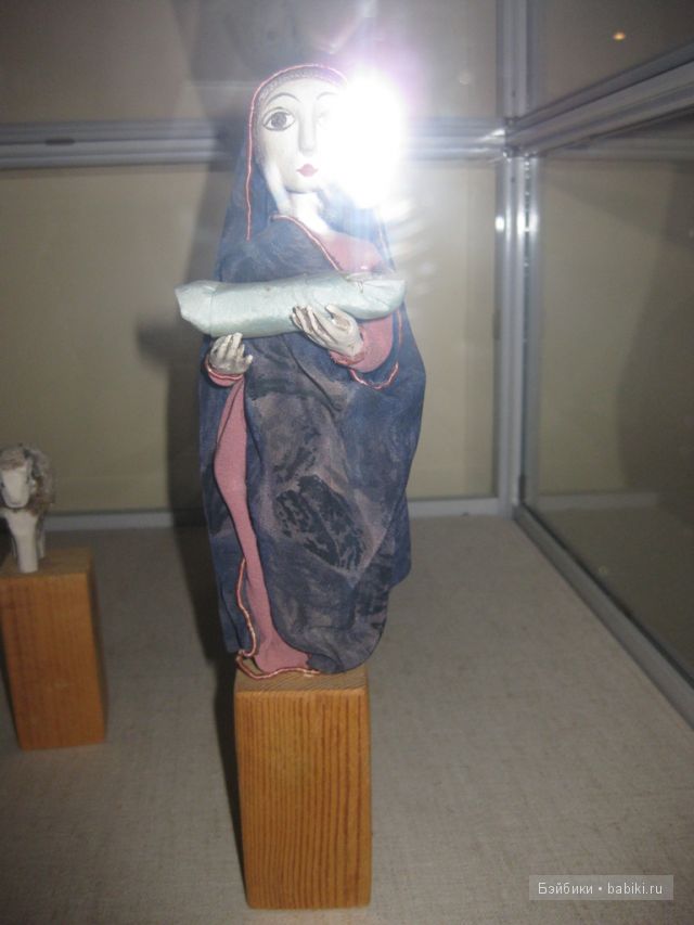 Выставка История в куклах