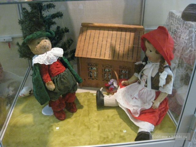 Выставка История в куклах