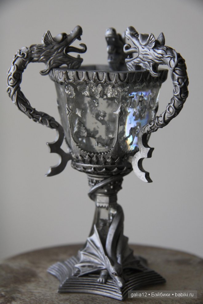 Волшебные атрибуты и животные из Гарри Поттера (Тоннер)