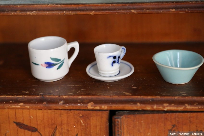 Антикварный шкаф-буфет невиданной красоты