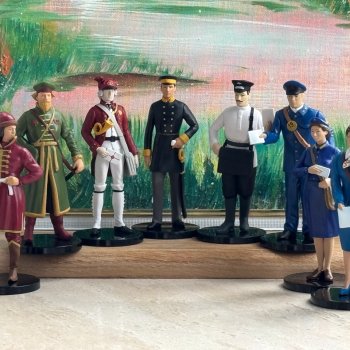 "Почтальоны России", познавательный журнал с фигурками. Часть первая, NN 1-4