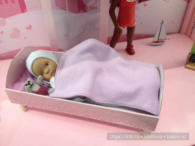 Экскурсия на стенд компании Petitcollin. Выставка Spielwarenmesse 2016 Нюрнберг (фото 2)