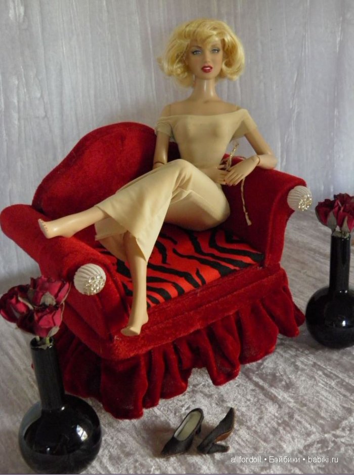 Интерьерные мебельные композиции для кукол