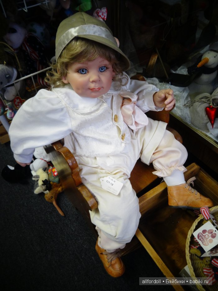 "Cuddle Therapy" или лечение Кукольными объятьями... Linda Shannon и Кукольный госпиталь (Doll Hospital)