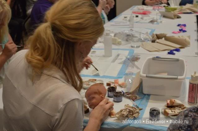 "Cuddle Therapy" или лечение Кукольными объятьями... Linda Shannon и Кукольный госпиталь (Doll Hospital)