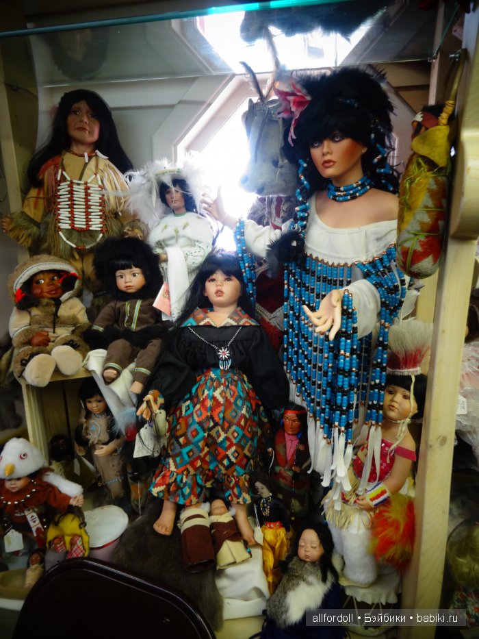 Cuddle Therapy или лечение Кукольными объятьями... Linda Shannon и Кукольный госпиталь (Doll Hospital)