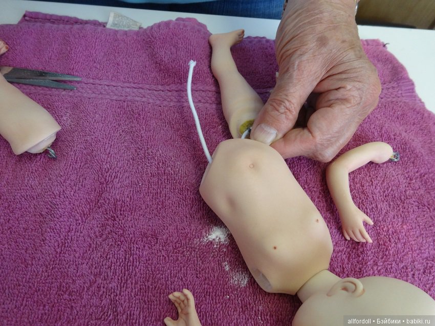 Мной созданные малышки из фарфора по молду Дианны Эффнер