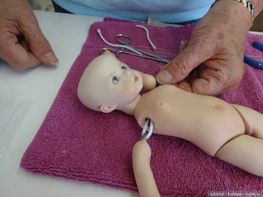 Мной созданные малышки из фарфора по молду Дианны Эффнер