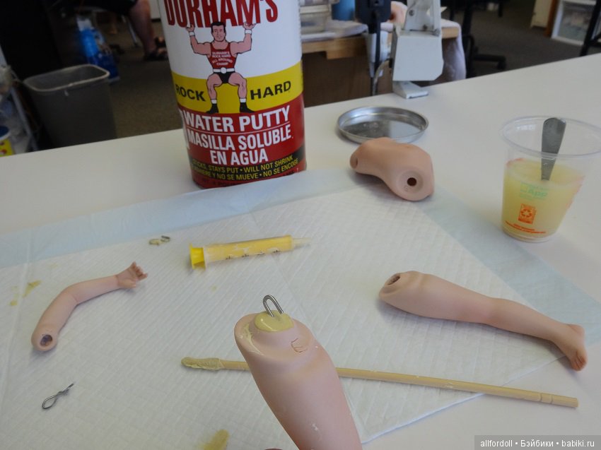 Мной созданные малышки из фарфора по молду Дианны Эффнер