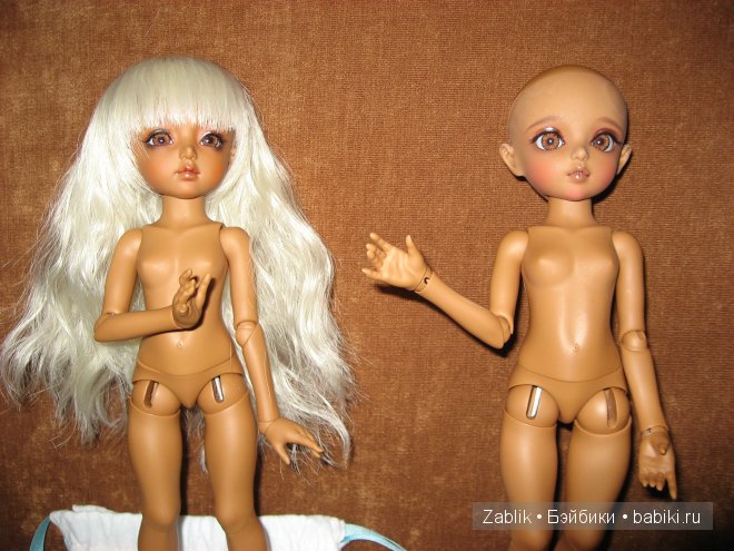 Люси и Мишель позируют. Момоколор