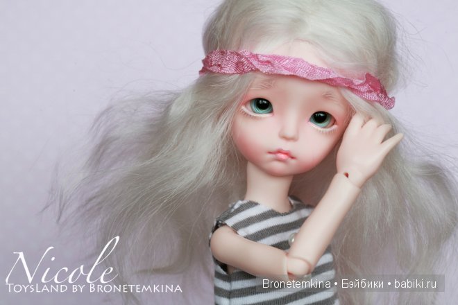 Николь Bronetemkina Николь Bronetemkina