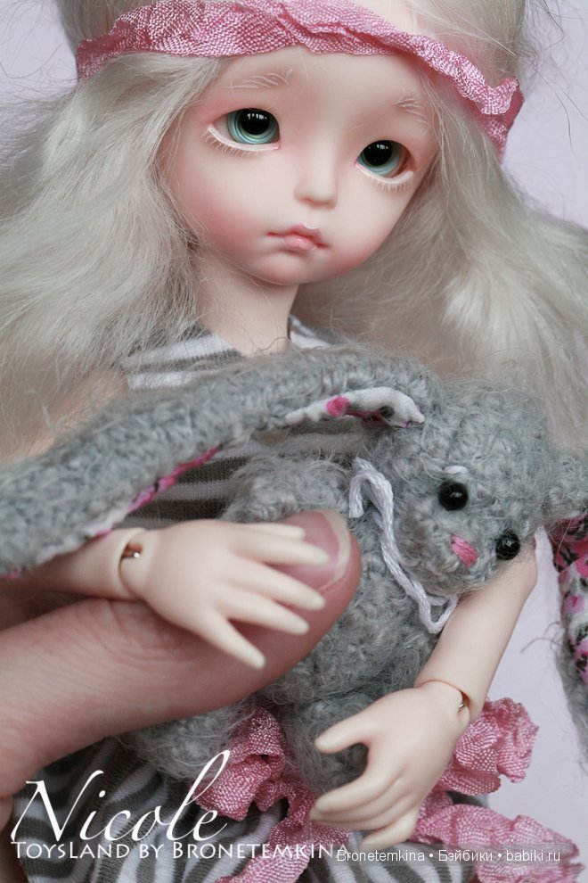 Николь Bronetemkina Николь Bronetemkina