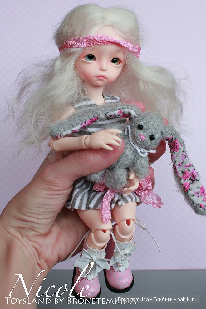 Николь Bronetemkina Николь Bronetemkina